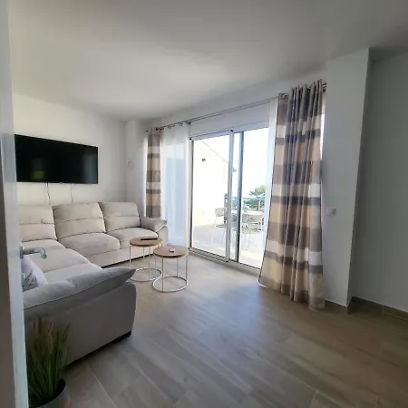 Apartment Prejac By The Beach Malinska Exterior photo