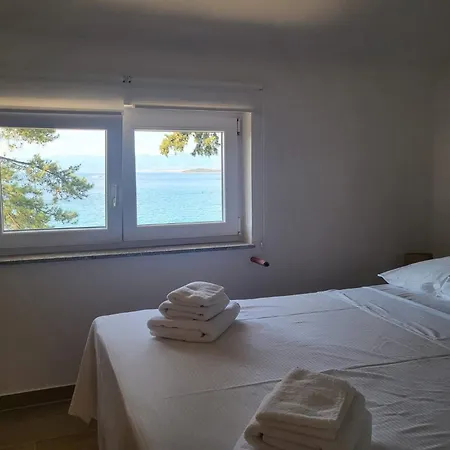 Apartment Prejac By The Beach Malinska Room photo