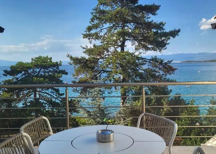 Apartment Prejac By The Beach