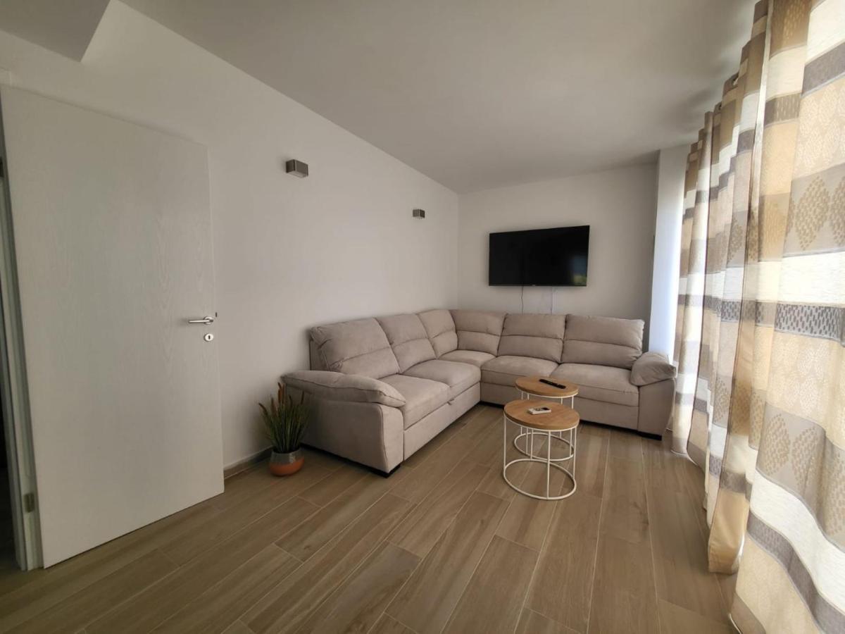 Prejac By The Apartment